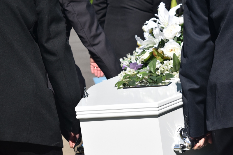 funeraire-LA ROQUE ESCLAPON-min_death-2421820